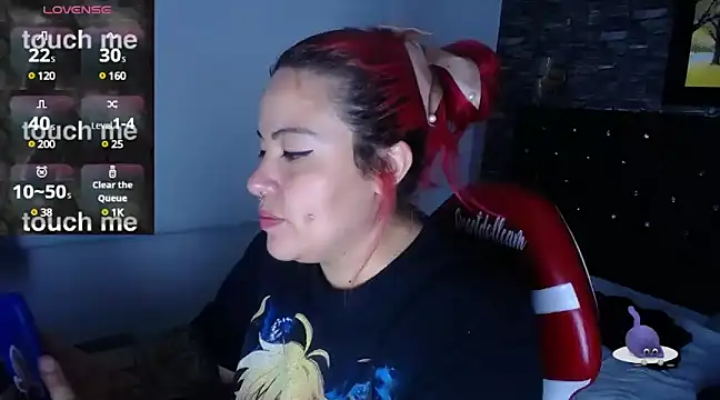 Snapshot of Bruja__Scarlata chatting on 03/17/25, 06:00 Bruja Scarlata online show from 03/17/25, 06:00