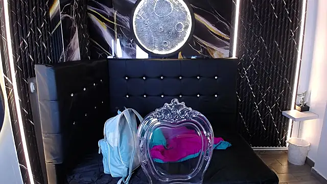 Snapshot of Bruja__Scarlata chatting on 10/27/25, 10:05 Bruja Scarlata online show from 10/27/25, 10:05