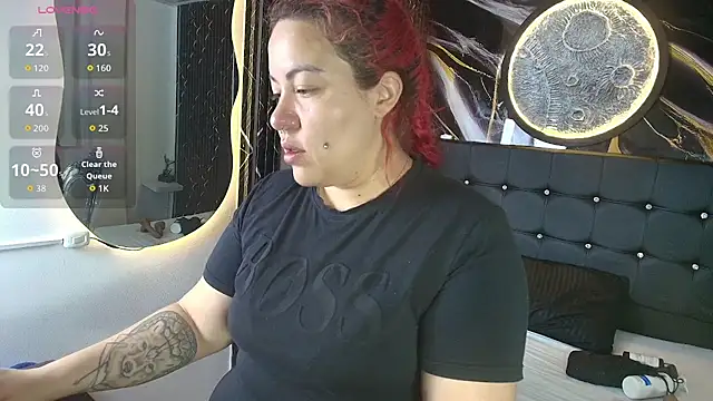 Snapshot of Bruja__Scarlata chatting on 09/11/25, 11:10 Bruja Scarlata online show from 09/11/25, 11:10