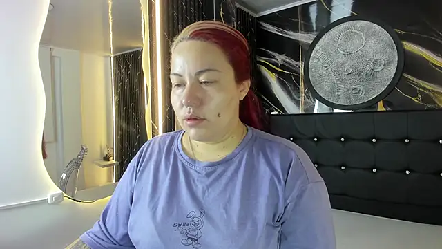 Snapshot of Bruja__Scarlata chatting on 10/09/25, 10:16 Bruja Scarlata online show from 10/09/25, 10:16