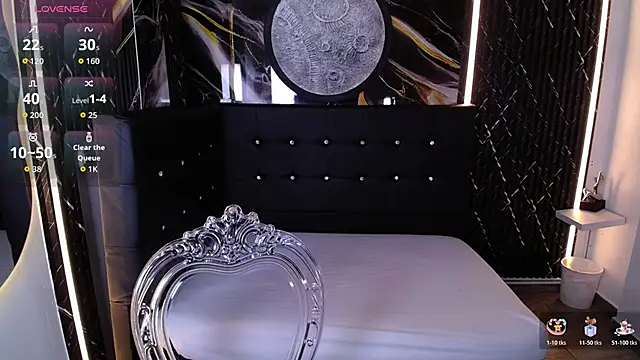 Snapshot of Bruja__Scarlata chatting on 10/21/25, 10:14 Bruja Scarlata online show from 10/21/25, 10:14