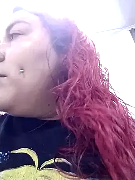 Snapshot of Bruja__Scarlata chatting on 11/21/25, 10:03 Bruja Scarlata online show from 11/21/25, 10:03