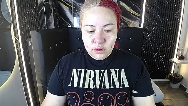 Snapshot of Bruja__Scarlata chatting on 10/01/25, 10:09 Bruja Scarlata online show from 10/01/25, 10:09