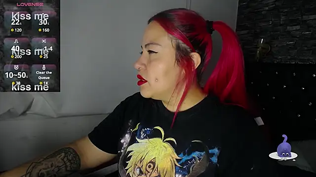 Snapshot of Bruja__Scarlata chatting on 03/06/25, 11:14 Bruja Scarlata online show from 03/06/25, 11:14