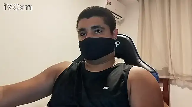 Snapshot of LeoPutaria chatting on 01/25/25, 09:25 LeoPutaria online show from 01/25/25, 09:25