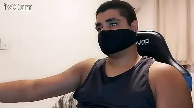 Snapshot of LeoPutaria chatting on 01/04/25, 11:48 LeoPutaria online show from 01/04/25, 11:48