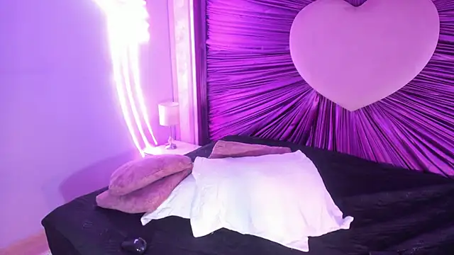 anastasia jhons online show from 04/17/26, 04:15