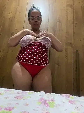 Snapshot of lomagata chatting on 07/13/26, 01:16 lomagata online show from 07/13/26, 01:16