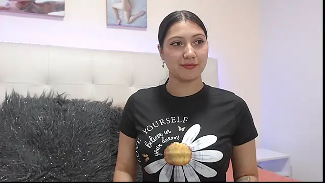 Snapshot of Chloe_Brownx chatting on 06/09/26, 08:54 Chloe Brownx online show from 06/09/26, 08:54
