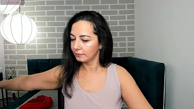 Linda Insatiable online show from 11/03/25, 01:22