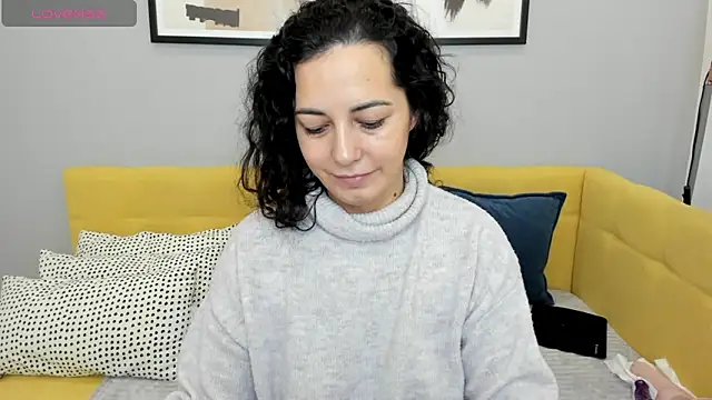 Linda Insatiable online show from 11/15/25, 01:31