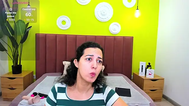 Linda Insatiable online show from 03/16/26, 01:35