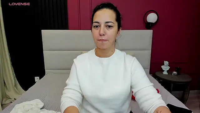 Linda Insatiable online show from 10/11/25, 01:17