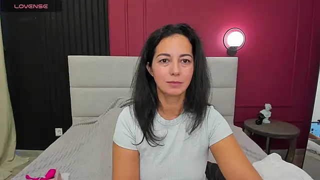 Linda Insatiable online show from 09/21/25, 01:33