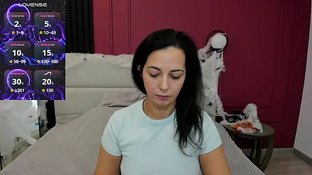 Linda Insatiable online show from 10/23/25, 01:26