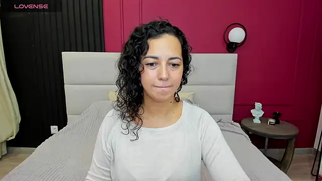 Linda Insatiable online show from 10/13/25, 01:29