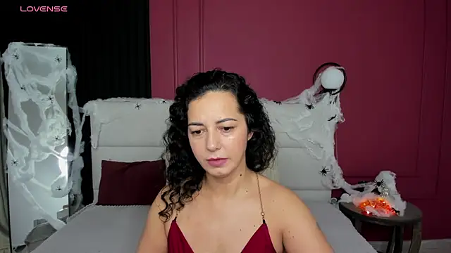 Linda Insatiable online show from 10/22/25, 01:27