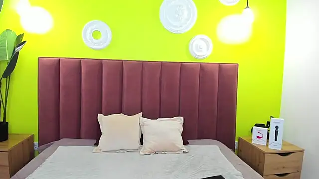 Linda Insatiable online show from 03/14/26, 01:33