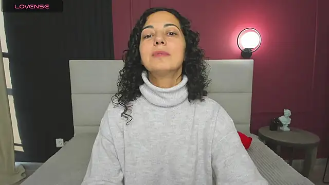 Linda Insatiable online show from 09/15/25, 12:44