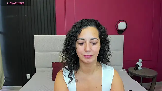 Linda Insatiable online show from 09/26/25, 01:23