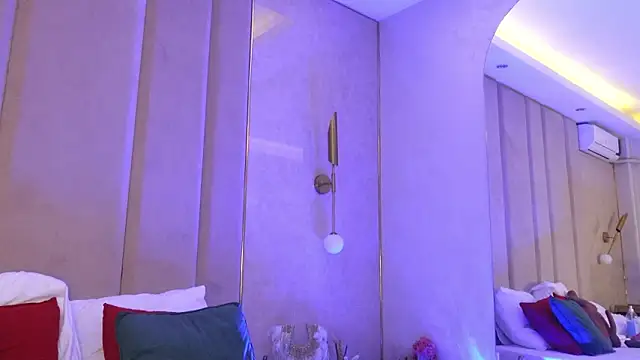 Snapshot of Denise_Taylor chatting on 02/19/26, 05:59 Denise Taylor online show from 02/19/26, 05:59