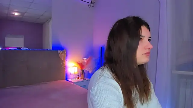 Laura Leee online show from 02/25/26, 06:24