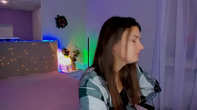 Laura Leee online show from 01/17/26, 05:55