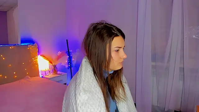 Laura Leee online show from 02/05/26, 06:09