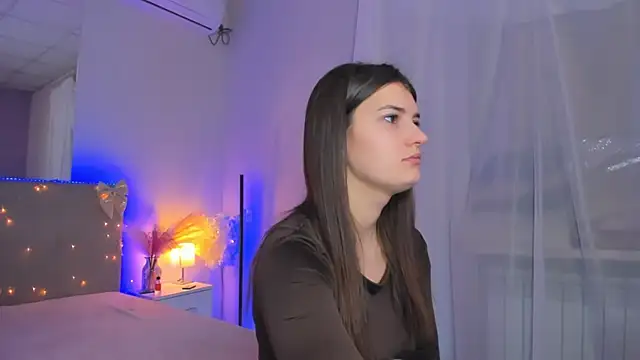 Laura Leee online show from 03/24/26, 06:13