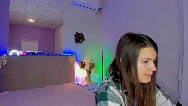 Laura Leee online show from 01/18/26, 06:17