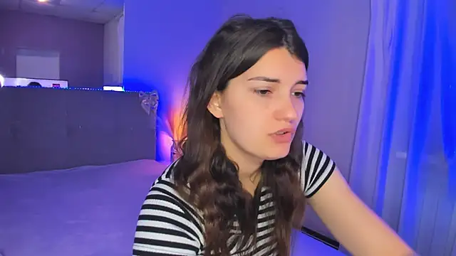 Laura Leee online show from 05/07/26, 05:01