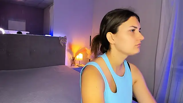 Snapshot of Laura_Leee chatting on 07/05/26, 05:03 Laura Leee online show from 07/05/26, 05:03