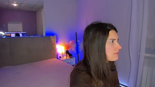 Laura Leee online show from 02/10/26, 06:12