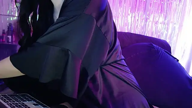 Midnightrose11 online show from 03/06/26, 07:47