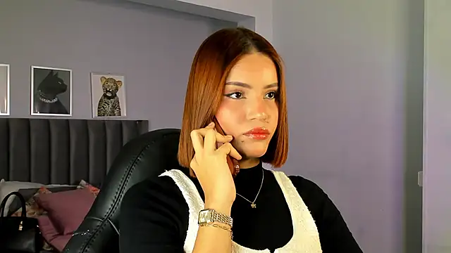 Snapshot of Madie__collins chatting on 02/20/26, 11:45 Madie collins online show from 02/20/26, 11:45