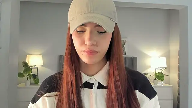 Madie  collins online show from 10/30/25, 11:30