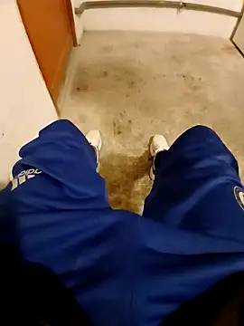 casper0303 online show from 12/21/25, 10:28