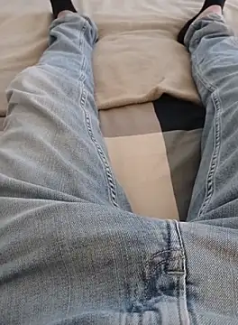 casper0303 online show from 09/29/25, 07:26