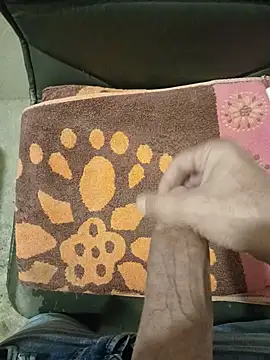 casper0303 online show from 09/10/25, 12:04