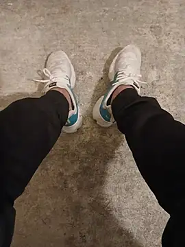 casper0303 online show from 04/10/26, 02:57