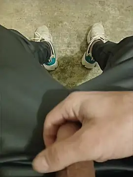 casper0303 online show from 04/13/26, 11:14