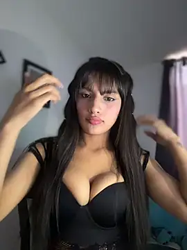 Dulceeany online show from 02/12/26, 09:58