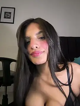 Snapshot of Dulceeany chatting on 07/04/26, 10:25 Dulceeany online show from 07/04/26, 10:25