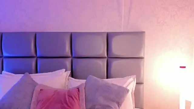 SpicySugar  online show from 04/05/26, 08:04