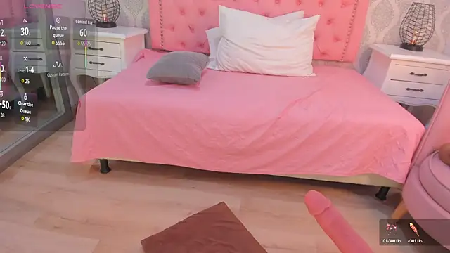 martina rivera  online show from 10/06/25, 12:50