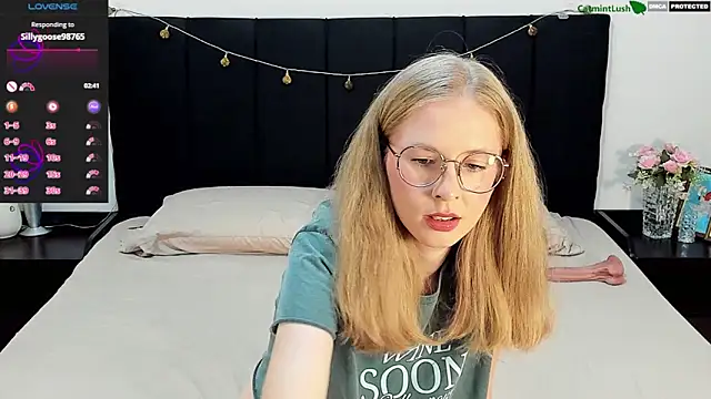 CatmintLush online show from 05/24/26, 11:37