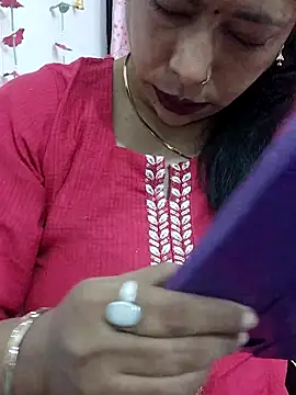 Urmila bhabhii online show from 12/21/25, 03:19