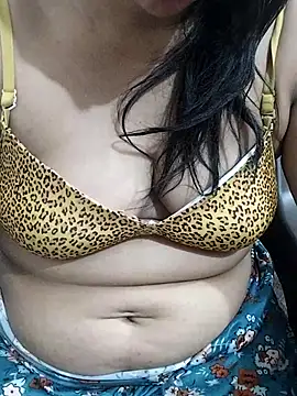 Urmila bhabhii online show from 05/25/26, 04:49