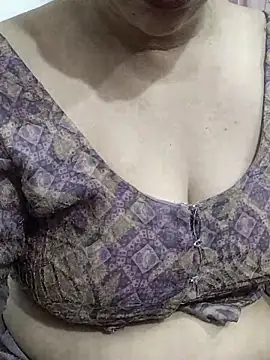 Urmila bhabhii online show from 06/01/26, 04:50