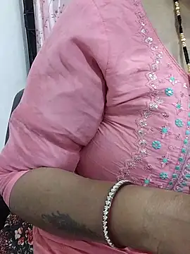 Urmila bhabhii online show from 04/29/26, 03:21
